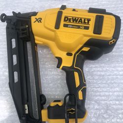 Dewalt  20 Vol Nail Gun 