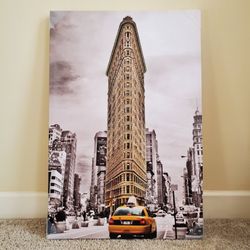 NYC Flatiron Building Canvas Wall Art (24" x 36")