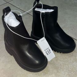 BabyGAP Toddler Girl’s Black Chelsea Boots, Size 5