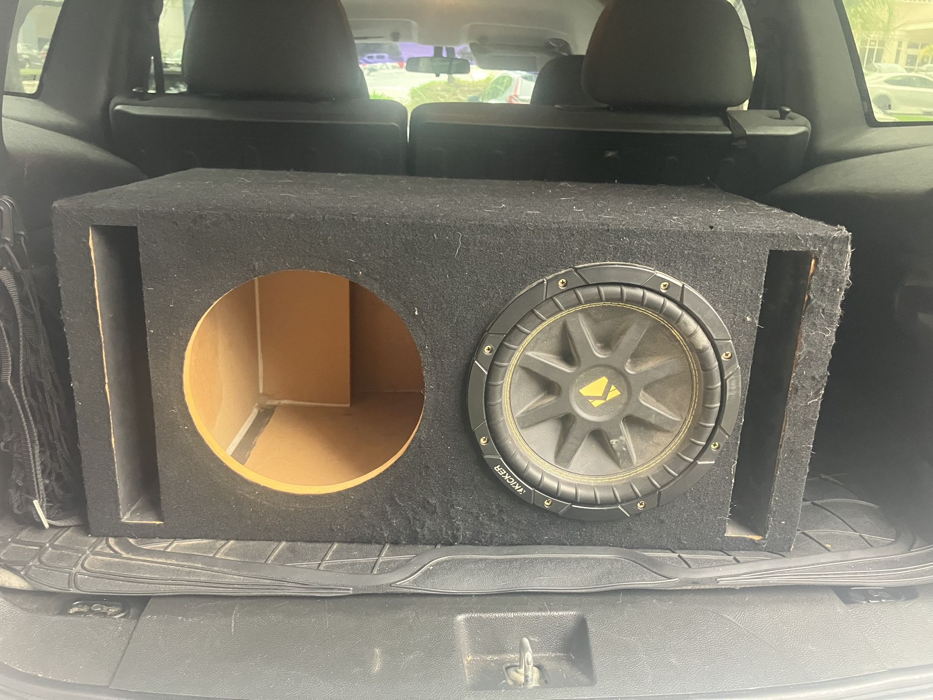 Kicker subwoofer box