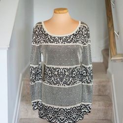 St. John Evening Black/Gray Knit Tunic!