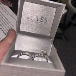 Selling Bridal Set