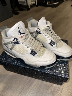 Jordan 4 Retro “Midnight Navy”