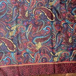 NWOT Made In Italy 🇮🇹 Scarf 