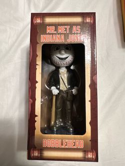 Brand New Mr. Met as Indiana Jones New York Mets Bobblehead