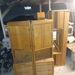 Mueble  Para  televisor Tiene Luces Icluidas Son Varias Piezas 