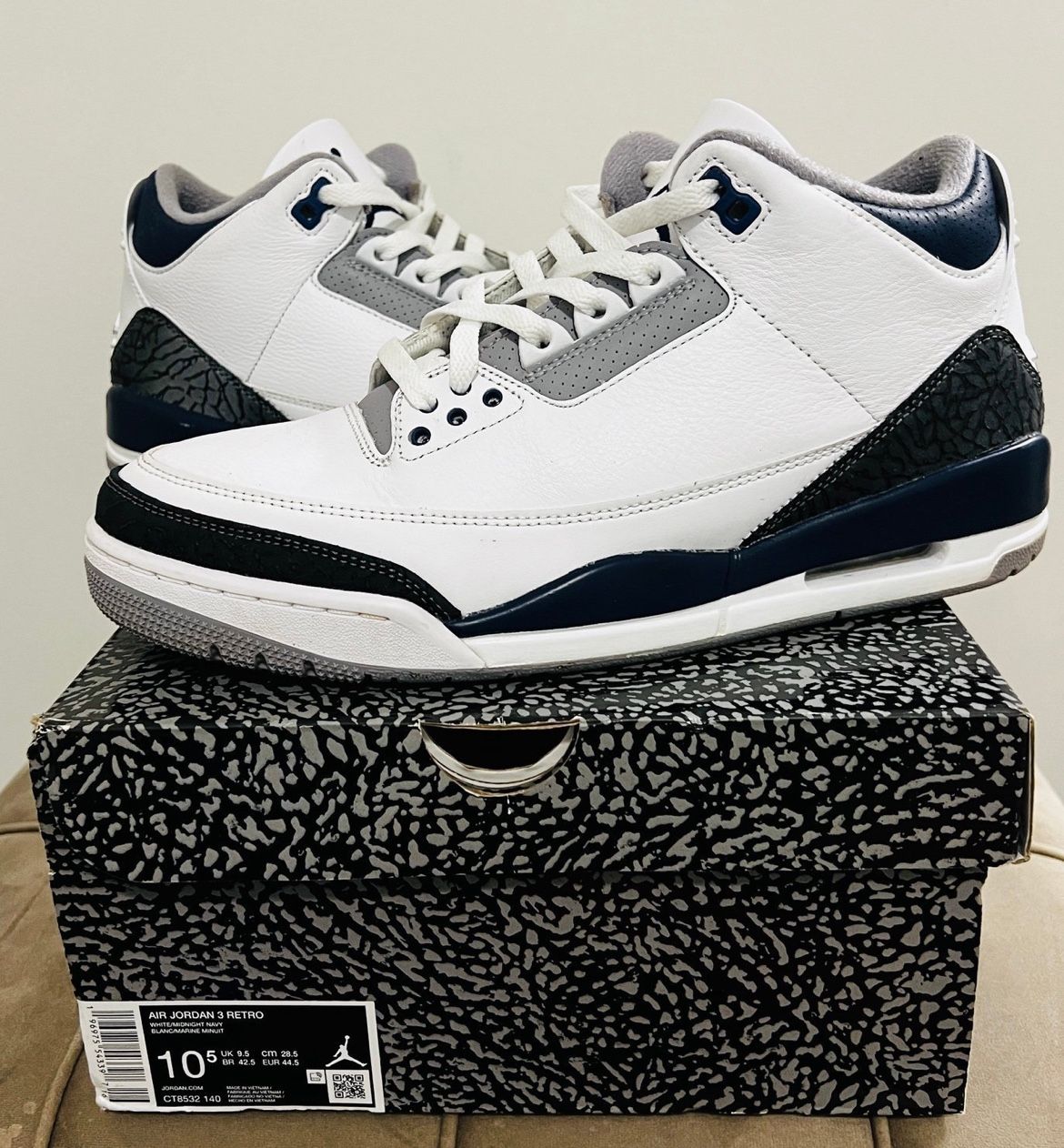 Air Jordan 3 retro “midnight navy”