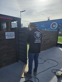 Welder  Fences, Sliding Doors, Handrails 
