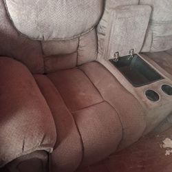 Recliner sofa