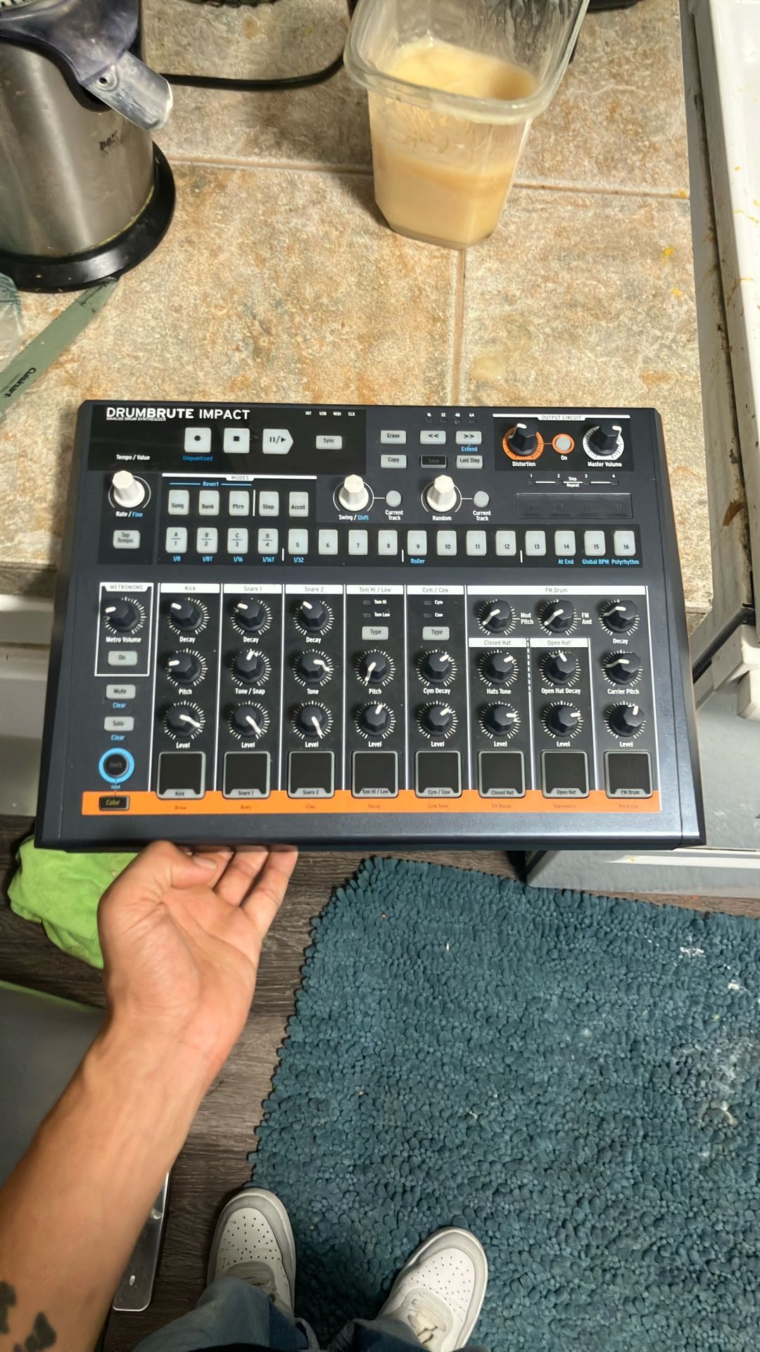 Arturia Drumbrute Drum Machine