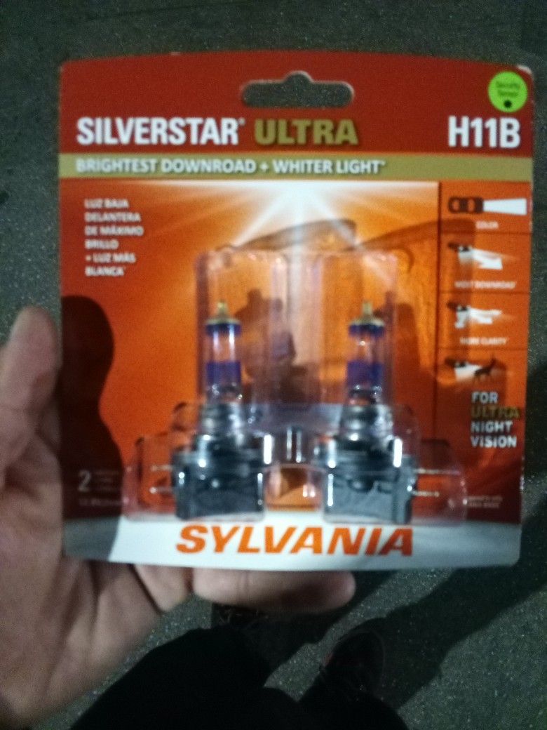 Silver Star Headlights H11B