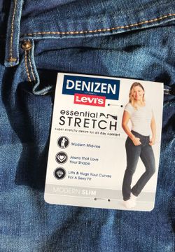 Women’s Levi’s size 12 S