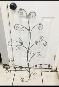 Beautiful plate holder