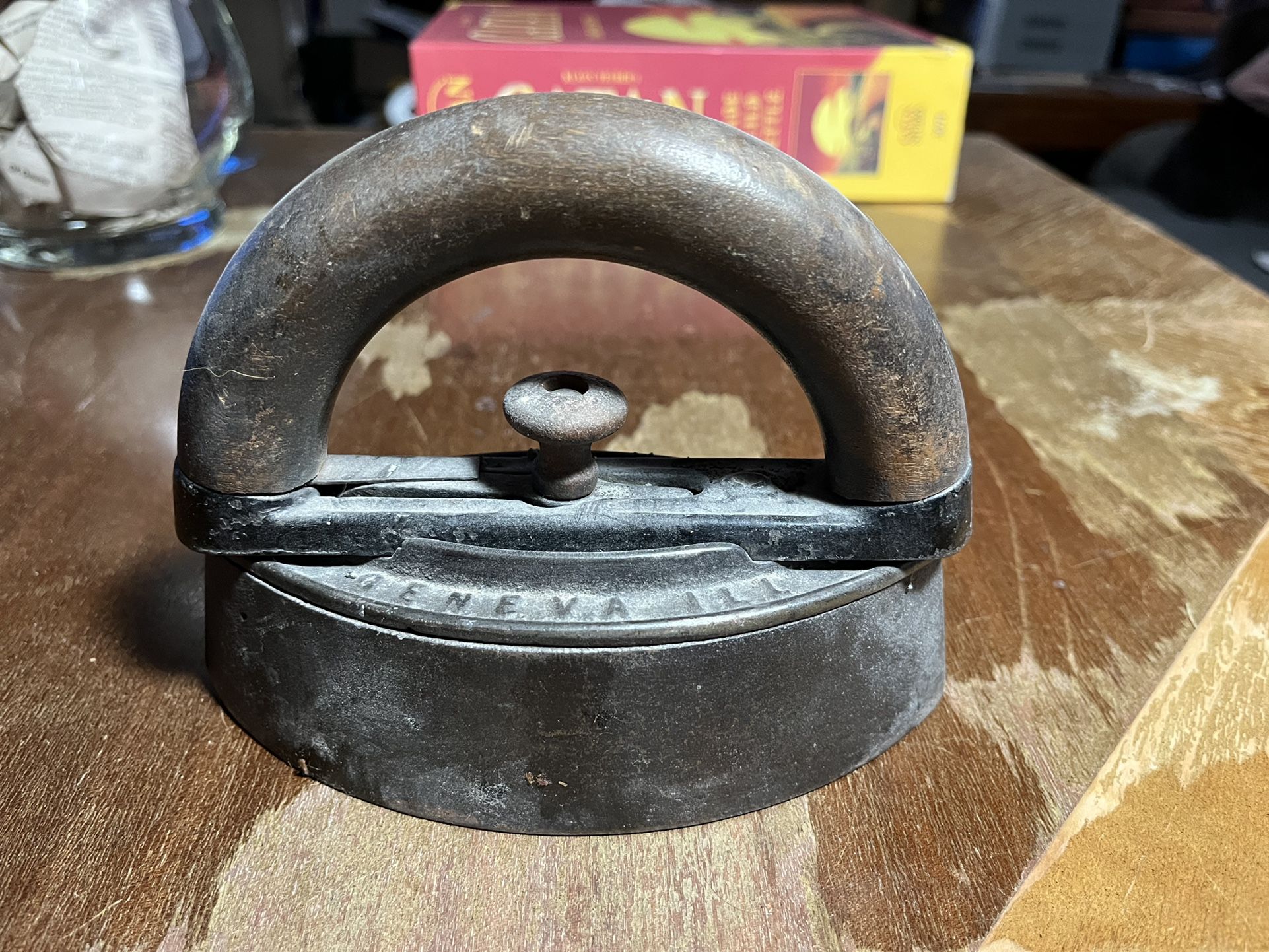 Antique Sad Iron w/ Detachable Wood Handle