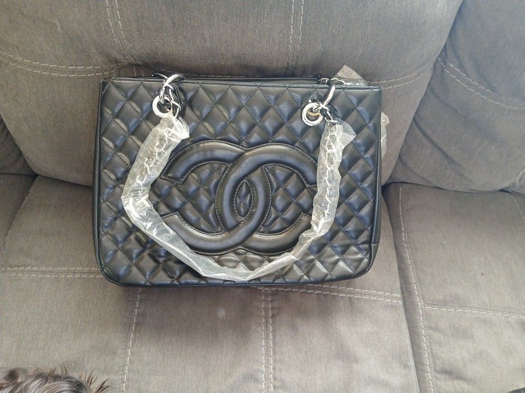 CHANEL BAG With Wallet 