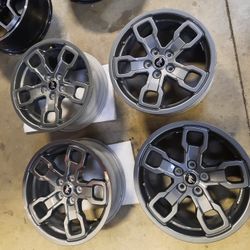 Ford Bronco/Maverick OEM WHEELS 
