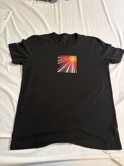 Tesla series Y Black Graphic T-Shirt Size Large $15