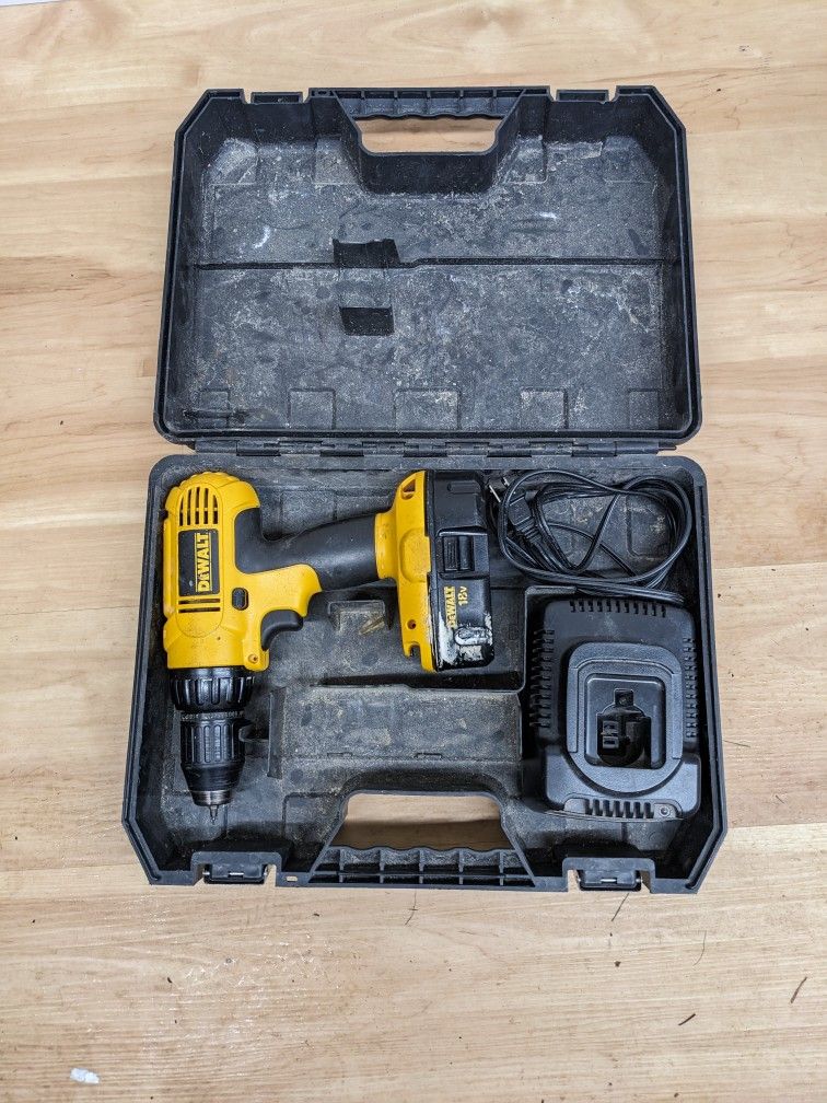 DeWalt 18v Drill