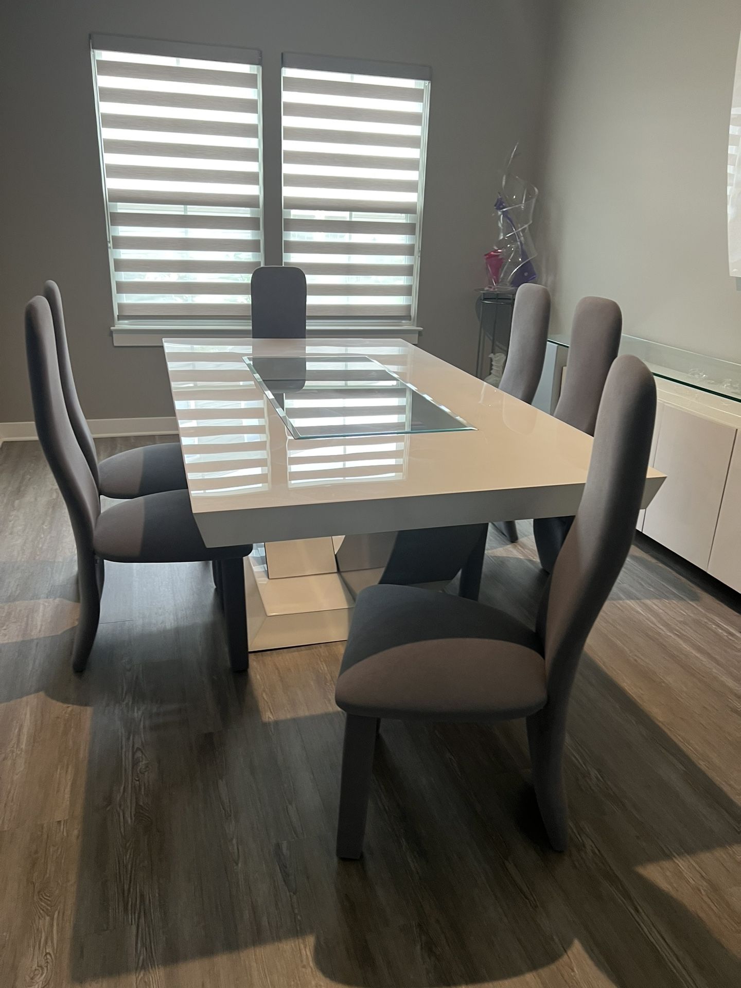 Title Modern 7-Piece Dining Room Set – Table, 6 Chairs, Buffet & Mirror