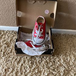 Converse - Toddler Size 4