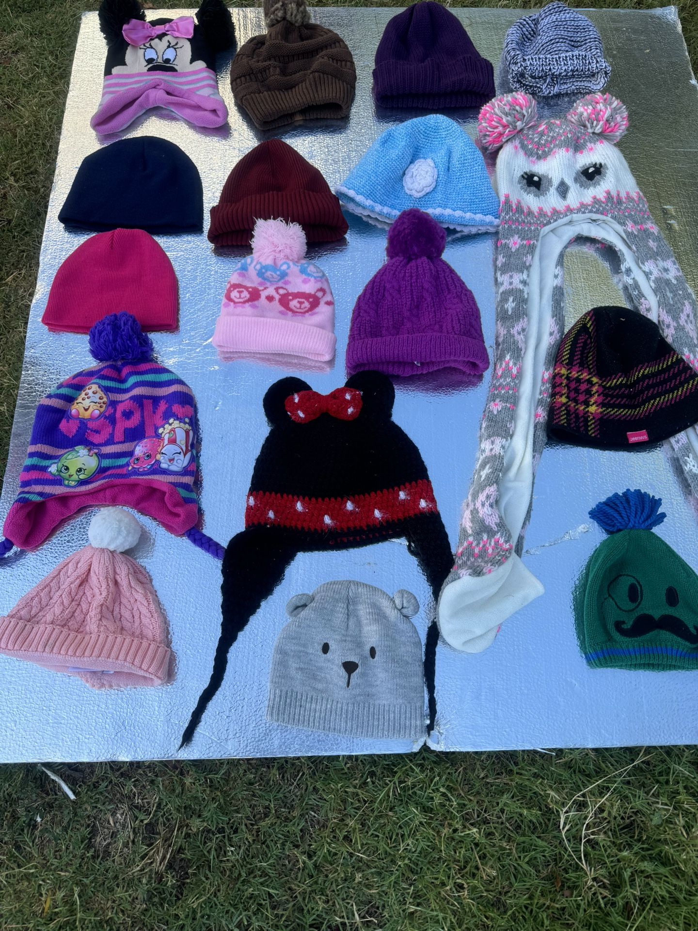 Gorros $2 Cada Uno