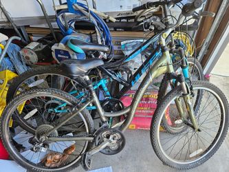 TREK NAVIGATOR 2.0 MEDIUM ALUMINUM HYBRID 21 SPD BIKE RIDES GREAT 💯