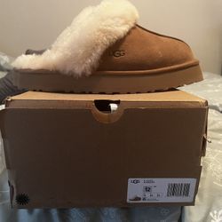 UGG Women’s Disquette slipper