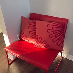 Easy Sotting Red Chair 