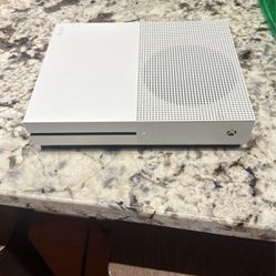 Xbox One S 