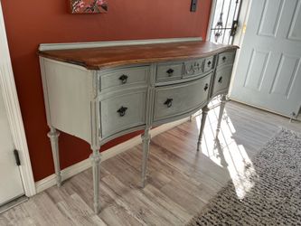 Buffet/sideboard