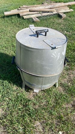 Large Metal Drum Smoker with Lid