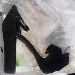 2 Pairs Woman’s Heels 7.5 (Black And Nude)