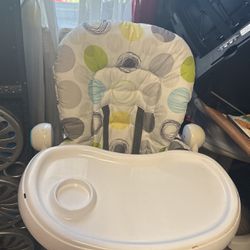Nice Baby Trend High Chair 