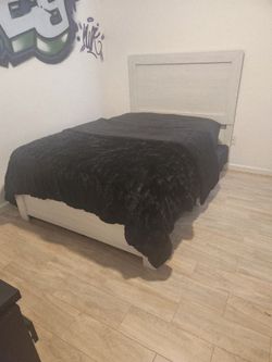 Full Size Bed for Sale