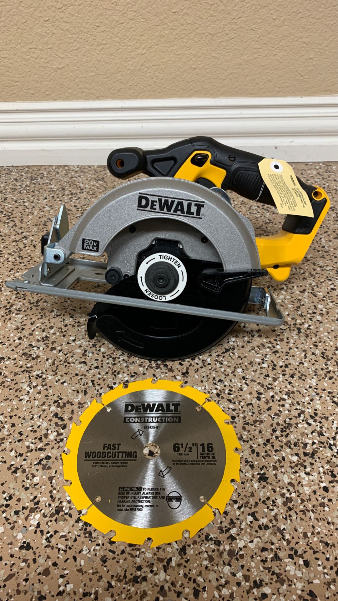 New Dewalt 20v 6 1/2” Circular Saw