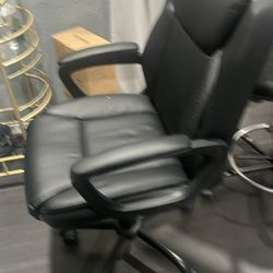 Office chairs/ sillas para oficina