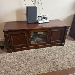 HEAVY REAL WOOD TV Stand