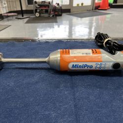 Dynamic Minipro Handheld Mixer