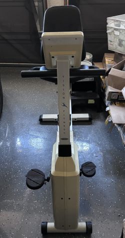 Vision Fitness R2200 semi-recumbent stationary exercise bike