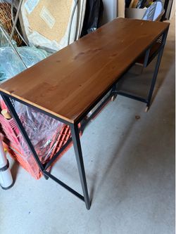 Rolling side desk