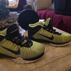 Nike Zoom Ascention  Lime Green Size 5y
