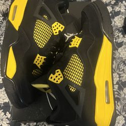 Jordan 4