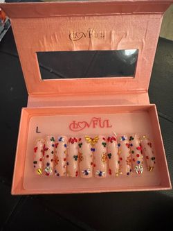 Lovful Press-On Nails with Rhinestone Design hand made with love reusable 💅