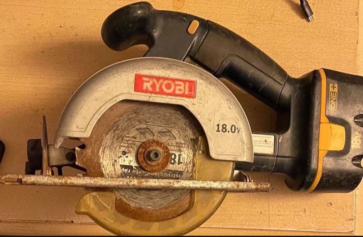Ryobi 18v 5 1/2” Circular Saw and Battery
