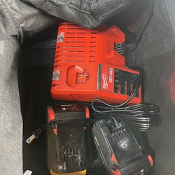 M18 18V Lithium-Ion Brushless Cordless Compact Drill/Impact Combo Kit (2-Tool) w/(2) 2.0 Ah Batteries, Charger & Bag