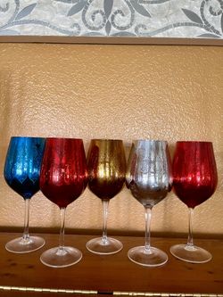 Z  Gallery   5  Christmas  Wine Glasses  