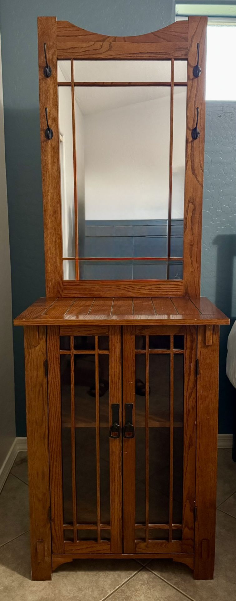 Vintage Oak Hall Tree Solid Excellent Condition