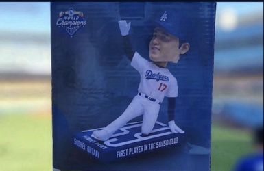SHOHEI OHTANI BATTING 50/50 BOBBLEHEAD #1 LOS ANGELES DODGERS  SGA