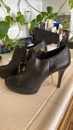 Vince Camuto leather size 8