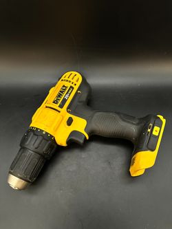 DEWALT CORDLESS DRILL #35221